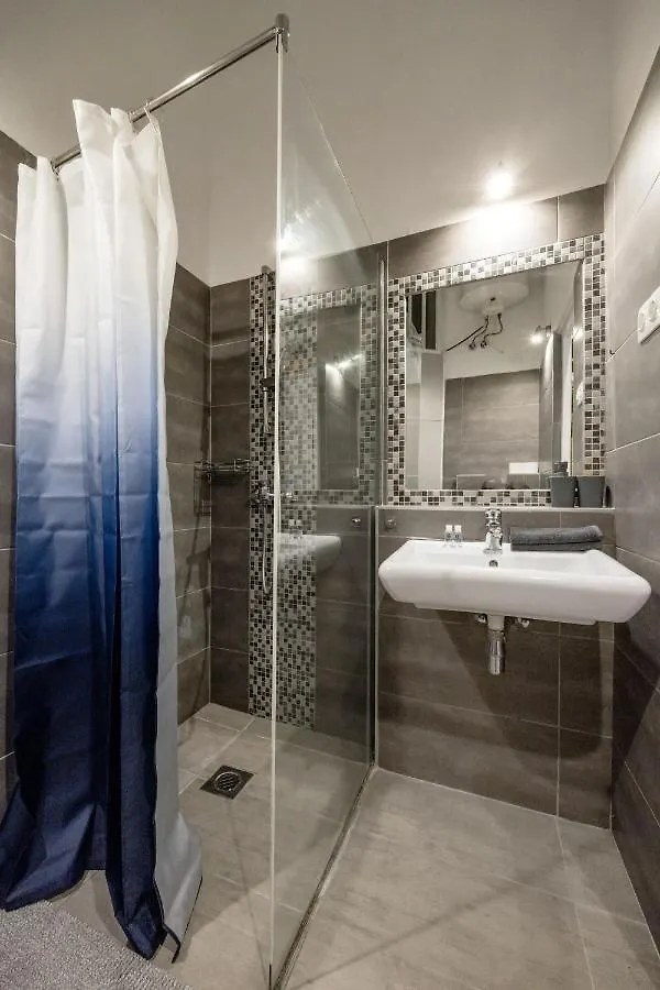 Akacfa 27-1 Center Apartment With Aircon Budapest