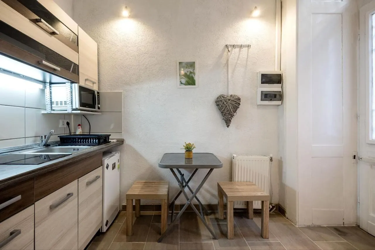 Akacfa 27-1 Center Apartment With Aircon Budapest